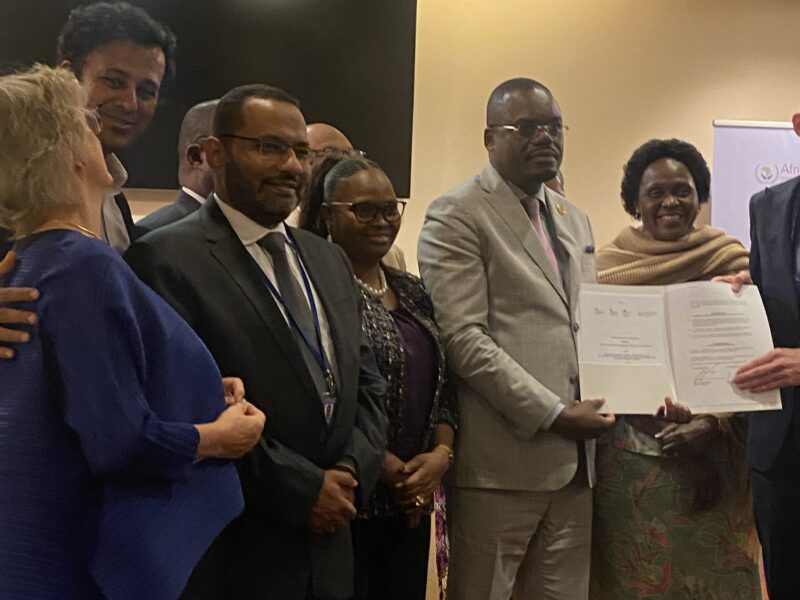 Leaders and stakeholders in health in Africa, including OHT’s Dr. Ramanan Laxminarayan, gathered at the end of the “Elevating African Voices on Antimicrobial Resistance” event 