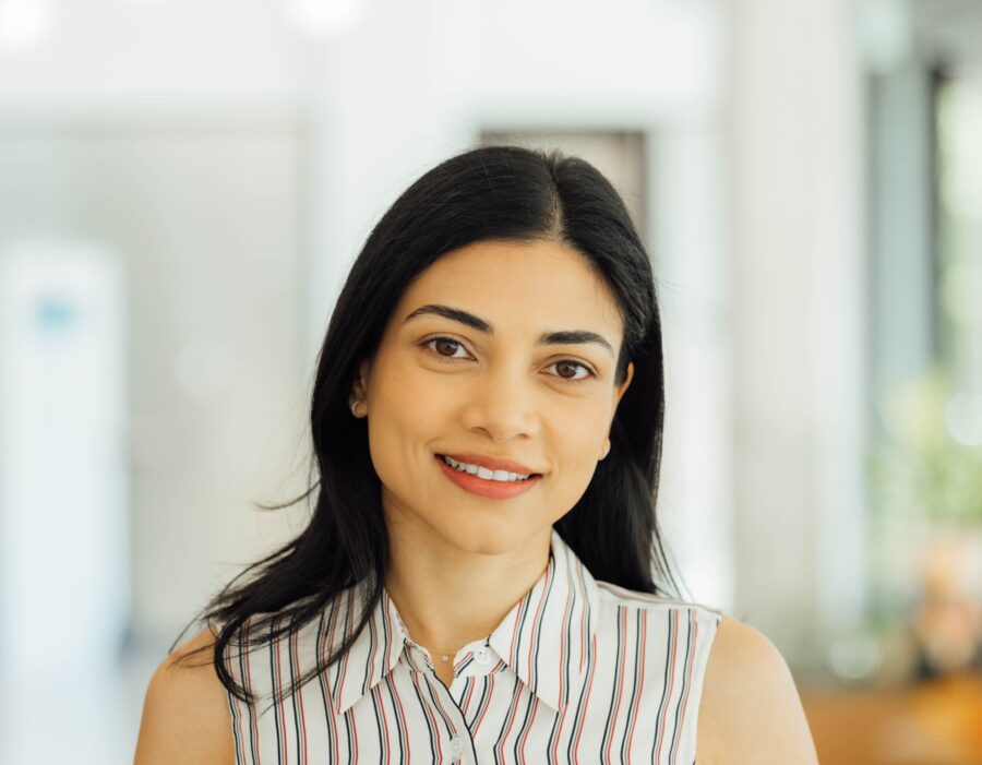 Dr. Jassi Pannu HEadshot