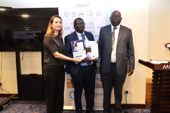 Dr. Erta Kalanxhi, Dr. Robert Onsare, and Dr. Eric Mwok officially launching the AMR and vaccines policy brief in Kenya